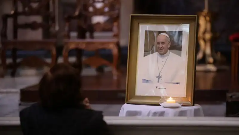 Papa Francis’in Vasiyeti ve Cenaze Ayrıntıları Medya Gündemini Sarsıyor