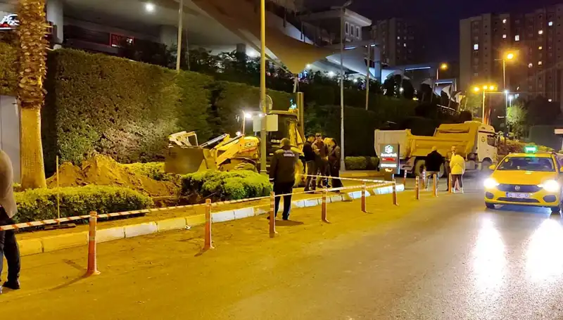 AVM Girişinde Doğalgazla İlgili Paniğe Neden Olan Olay Ne?