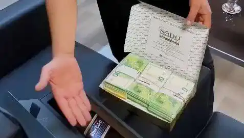 Manavgat Belediyesi'nde Baklava Kutusundan Çıkan Avrolar Şok Etti!