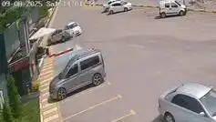 Bolu Dağı'nda Sıradışı Kaza: İki Araç Birbirine Nasıl Sıkıştı?