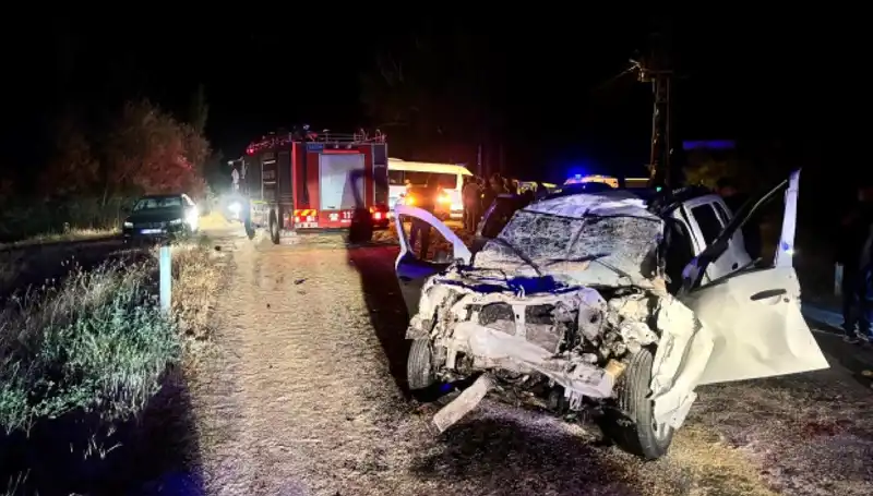 Traktör ve Ciple Korkunç Kaza: 5 Yaralı Aile Hastaneye Sevk Edildi