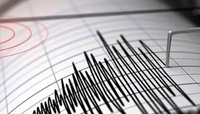 Sındırgı'da Şok Eden Deprem: 4,3 Büyüklüğünde Sallandı!