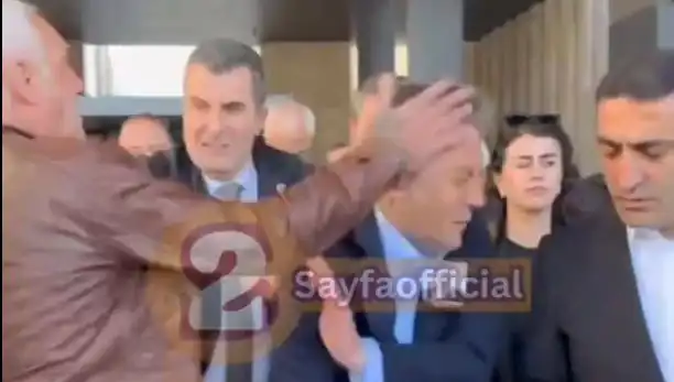 Özgür Özel, AKM Çıkışında Saldırıya Uğradı: Olayın Perde Arkası Neler?