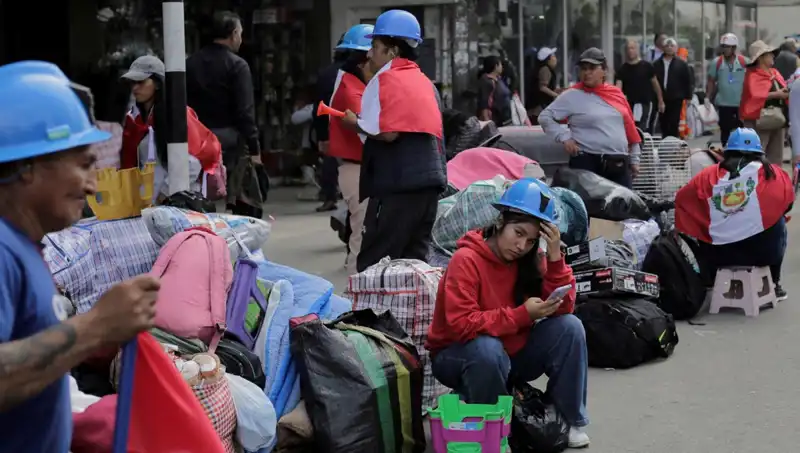 Peru'da Madenciler Sokaklarda: İş Güvencesi ve Gelecek İçin Mücadele