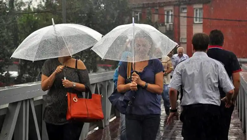 Sıcaklık ve Sağanak Uyarısı: Hava Durumu İşte Böyle Değişecek!