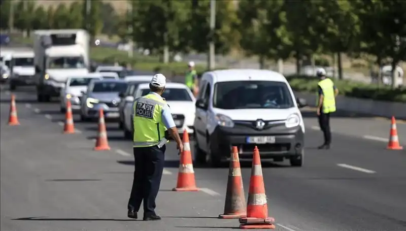 Konvoyla Tüneli Kapatıp Olay Yaratan Protesto Eylemi