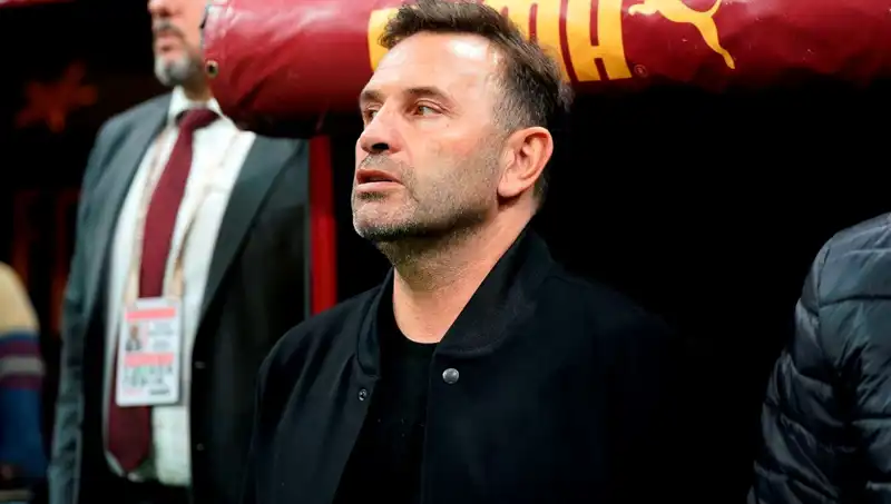Okan Buruk'un Galatasaray'daki Tek Değişikliği Takımın Geleceğini Nasıl Etkileyecek?