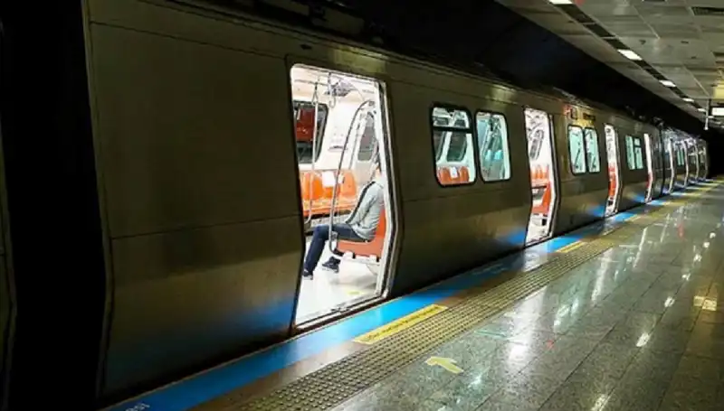 İstanbul'da Metro Durakları Kapatılıyor: Sebep ve Tarihler Neler?