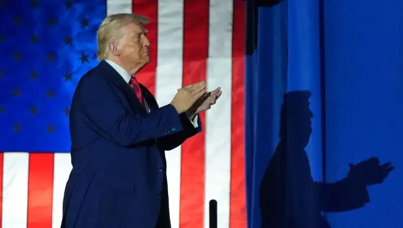 Trump, 100 Günde Tarihi Değişimleri Gerçekleştirmenin Anahtarını Açıklıyor