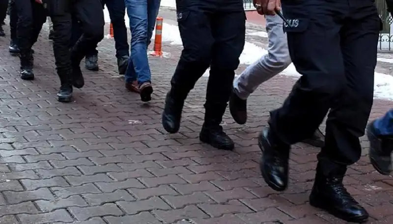 MİT ve Emniyet'ten Fetullahçı Yapılanmalara Yönelik Kritik Operasyonlar
