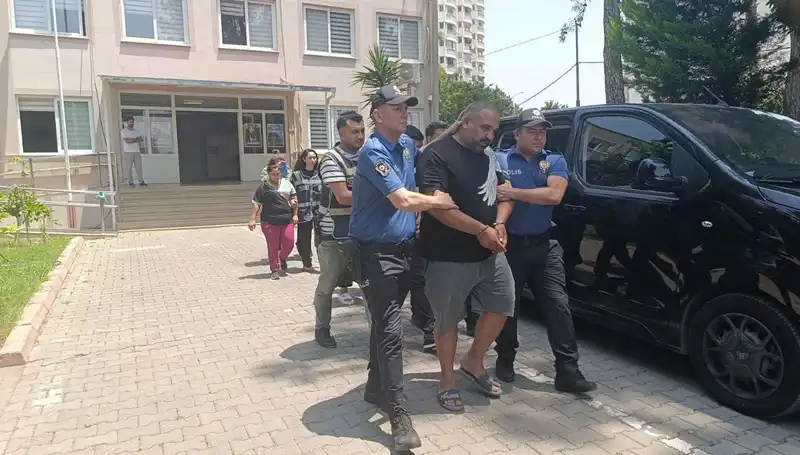 Adana'da Dolandırıcılık Çetesi Çökerildi: 4 Tutuklama Gerçekleşti