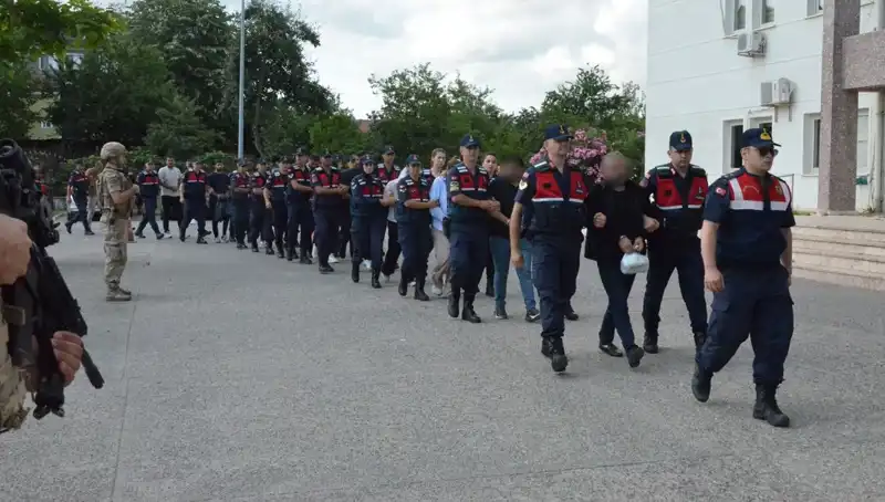 Hacizli Araçları Gizlice Yenileyip Satıyorlar: Sözde Yatırım Fırsatları!