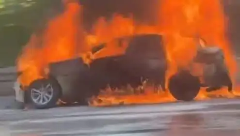 15 Temmuz Şehitler Köprüsü'nde Araç Yangını: İhmal mi, Kaza mı?