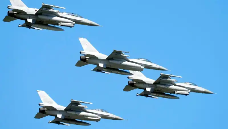 ABD, Ukraynalı Pilotları F-16 İçin Eğitmeyi Hedefliyor: 310 Milyon Dolarlık Yatırım