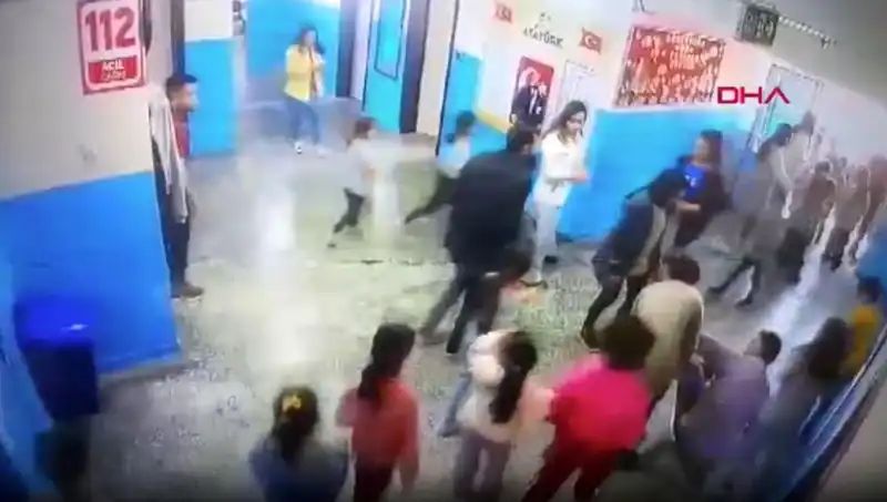 Öğrencinin Hayatını Kurtaran Müdür Yardımcısı Örneği: Kahramanlık Anı