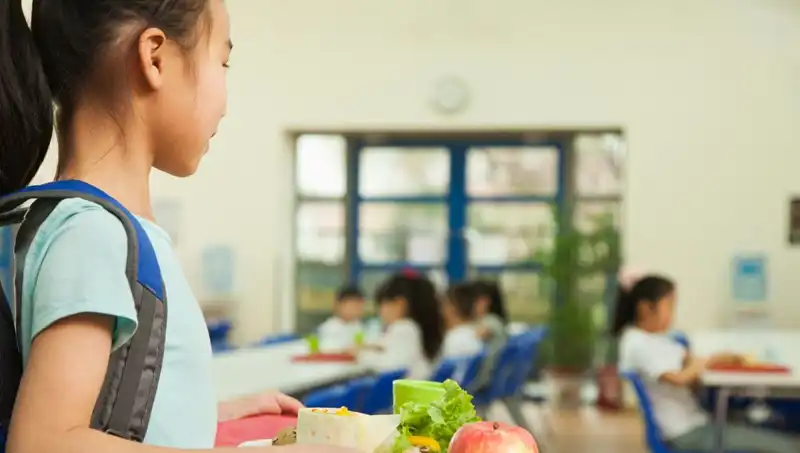 İspanya'da Obezite ile Mücadele: Yağlı Yiyecekler Restoran Menülerinden Kalkıyor